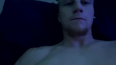 Snapshot of 302kingpin chatting on 11/12/25, 08:15 302kingpin online show from 11/12/25, 08:15