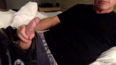 Snapshot of 33upandabout33 chatting on 01/16/25, 06:14 33upandabout33 online show from 01/16/25, 06:14