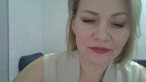 3susie online show from 10/21/25, 09:32