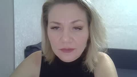 3susie online show from 11/16/25, 10:54