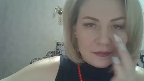 3susie online show from 12/16/25, 03:50