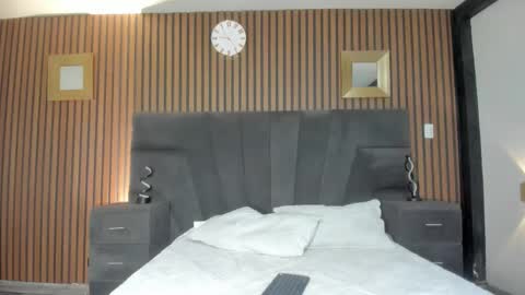 3X NAXAA online show from 11/28/25, 01:25