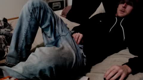 Snapshot of 420cumharder chatting on 12/04/24, 02:04 fun dude online show from 12/04/24, 02:04