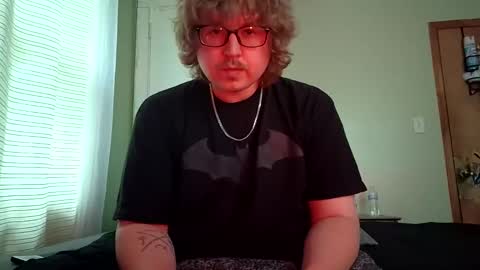 Snapshot of 420jizzva chatting on 05/07/26, 08:25 Daddythickdick420 online show from 05/07/26, 08:25