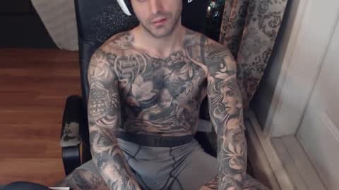 Snapshot of 420randomguy chatting on 12/06/24, 11:25 Anomander Rake online show from 12/06/24, 11:25