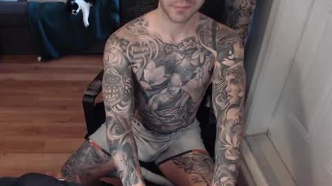 Snapshot of 420randomguy chatting on 01/15/25, 06:40 Anomander Rake online show from 01/15/25, 06:40