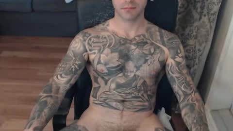 Snapshot of 420randomguy chatting on 09/30/25, 01:05 Anomander Rake online show from 09/30/25, 01:05