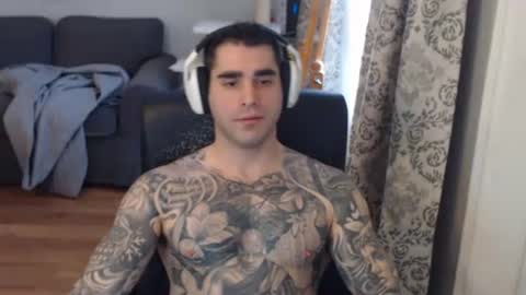 Snapshot of 420randomguy chatting on 02/09/26, 04:00 Anomander Rake online show from 02/09/26, 04:00