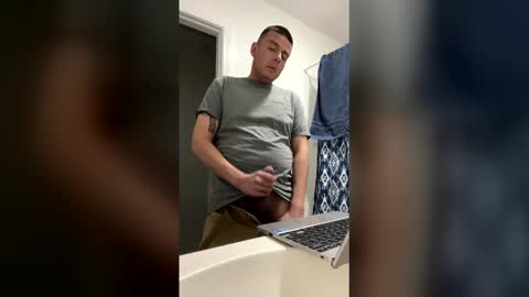 Snapshot of 4doors4morehores chatting on 02/21/26, 11:44 4doors4morehores online show from 02/21/26, 11:44