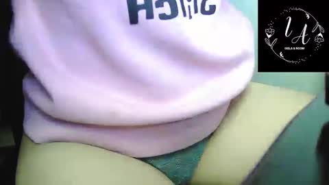 Ixela online show from 03/11/25, 03:23