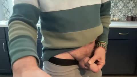 4ncar online show from 12/01/25, 06:13