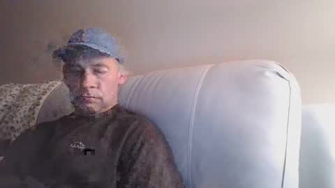 Snapshot of 4nuf chatting on 01/01/25, 08:24 4nuf online show from 01/01/25, 08:24