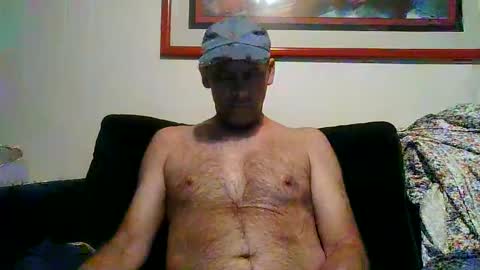 Snapshot of 4nuf chatting on 10/12/25, 04:50 4nuf online show from 10/12/25, 04:50