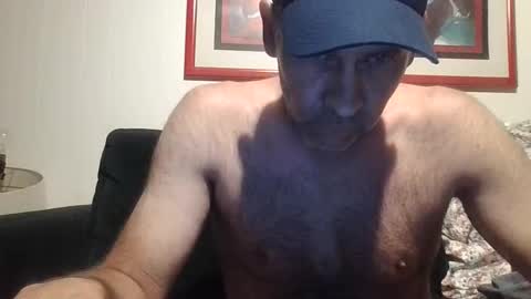 Snapshot of 4nuf chatting on 10/15/25, 10:04 4nuf online show from 10/15/25, 10:04