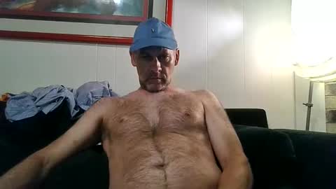 Snapshot of 4nuf chatting on 06/01/26, 04:09 4nuf online show from 06/01/26, 04:09