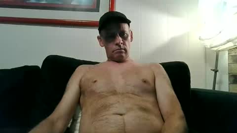 Snapshot of 4nuf chatting on 06/15/26, 03:58 4nuf online show from 06/15/26, 03:58