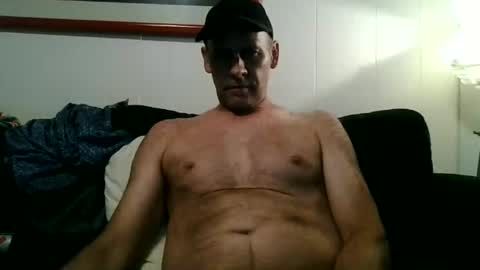Snapshot of 4nuf chatting on 06/16/26, 03:47 4nuf online show from 06/16/26, 03:47