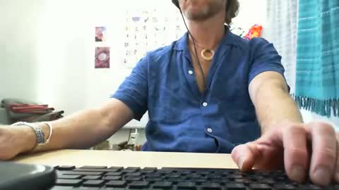 555tony555 online show from 01/16/25, 09:40