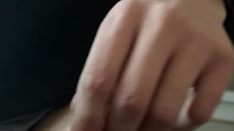 Snapshot of 64293boy chatting on 01/12/25, 08:57 64293boy online show from 01/12/25, 08:57