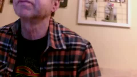 Snapshot of 64shorty chatting on 03/05/25, 07:05 64shorty online show from 03/05/25, 07:05