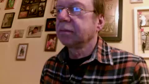 Snapshot of 64shorty chatting on 03/05/25, 10:11 64shorty online show from 03/05/25, 10:11