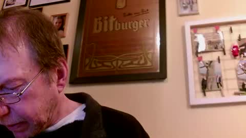 Snapshot of 64shorty chatting on 03/12/25, 05:49 64shorty online show from 03/12/25, 05:49