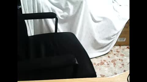 Snapshot of 69desamor chatting on 09/27/25, 07:19 69desamor online show from 09/27/25, 07:19