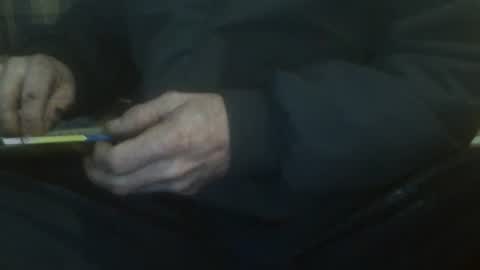 Snapshot of 69sextoyboy69 chatting on 01/05/25, 04:14 69sextoyboy69 online show from 01/05/25, 04:14