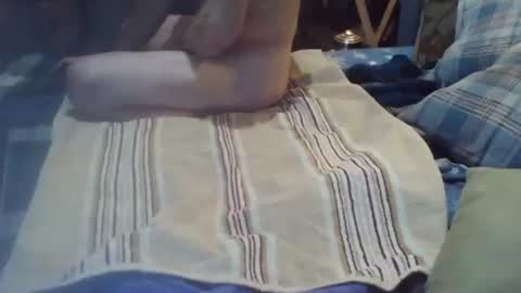 Snapshot of 69sextoyboy69 chatting on 01/21/25, 02:26 69sextoyboy69 online show from 01/21/25, 02:26