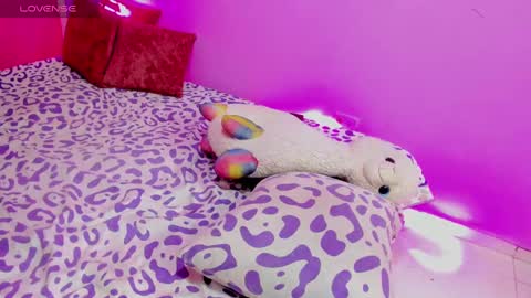 Snapshot of 6_bunny_9 chatting on 10/01/25, 01:33 Celeste online show from 10/01/25, 01:33