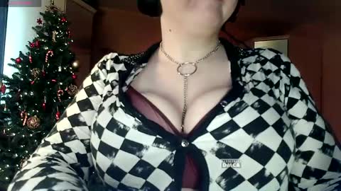 6_dream_9 online show from 05/13/26, 10:01
