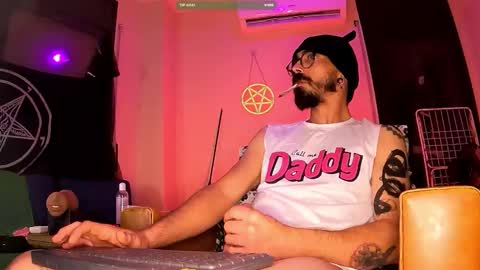 Snapshot of 6thsin chatting on 12/20/25, 02:40 6thSIN online show from 12/20/25, 02:40