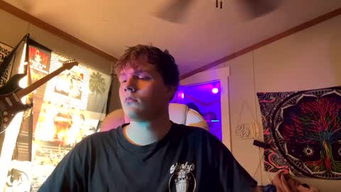 Snapshot of 710lemonade420 chatting on 02/03/25, 11:05 lemonade online show from 02/03/25, 11:05