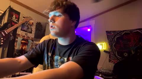 Snapshot of 710lemonade420 chatting on 02/15/25, 05:51 lemonade online show from 02/15/25, 05:51