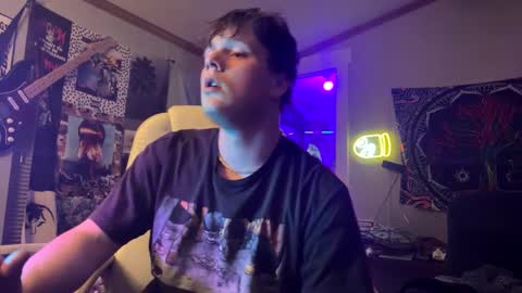 Snapshot of 710lemonade420 chatting on 02/15/25, 11:28 lemonade online show from 02/15/25, 11:28