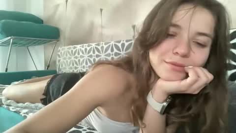 75sowet018 online show from 12/16/25, 08:30