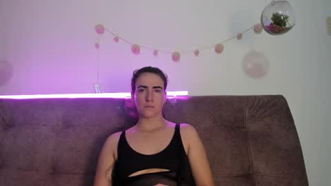 milu online show from 10/04/25, 11:30