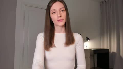 Anna online show from 05/02/26, 08:14