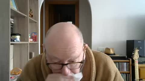 Snapshot of 7thsojourn chatting on 12/18/24, 09:58 Papi online show from 12/18/24, 09:58