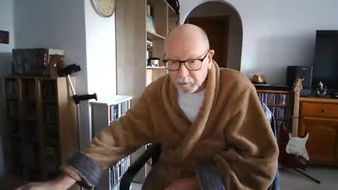 Snapshot of 7thsojourn chatting on 02/07/25, 09:37 Papi online show from 02/07/25, 09:37