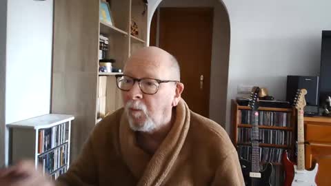 Snapshot of 7thsojourn chatting on 02/15/25, 09:16 Papi online show from 02/15/25, 09:16