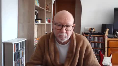 Snapshot of 7thsojourn chatting on 02/25/25, 10:04 Papi online show from 02/25/25, 10:04
