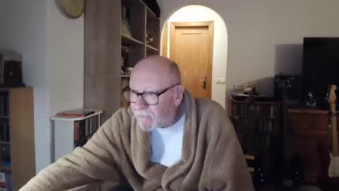 Snapshot of 7thsojourn chatting on 03/09/25, 08:21 Papi online show from 03/09/25, 08:21