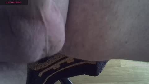 Maximilian Max online show from 11/15/25, 10:12