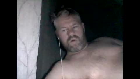 Snapshot of 81jonnyx chatting on 01/03/25, 05:17 81jonnyx online show from 01/03/25, 05:17