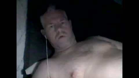 Snapshot of 81jonnyx chatting on 10/03/25, 07:27 81jonnyx online show from 10/03/25, 07:27