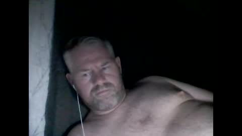 Snapshot of 81jonnyx chatting on 10/10/25, 10:31 81jonnyx online show from 10/10/25, 10:31