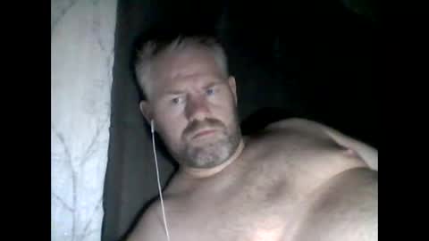 Snapshot of 81jonnyx chatting on 10/24/25, 12:08 81jonnyx online show from 10/24/25, 12:08