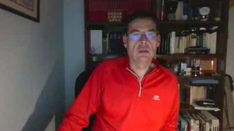 Snapshot of 8age chatting on 12/16/24, 11:07 8age online show from 12/16/24, 11:07