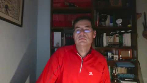 Snapshot of 8age chatting on 11/16/25, 10:15 8age online show from 11/16/25, 10:15